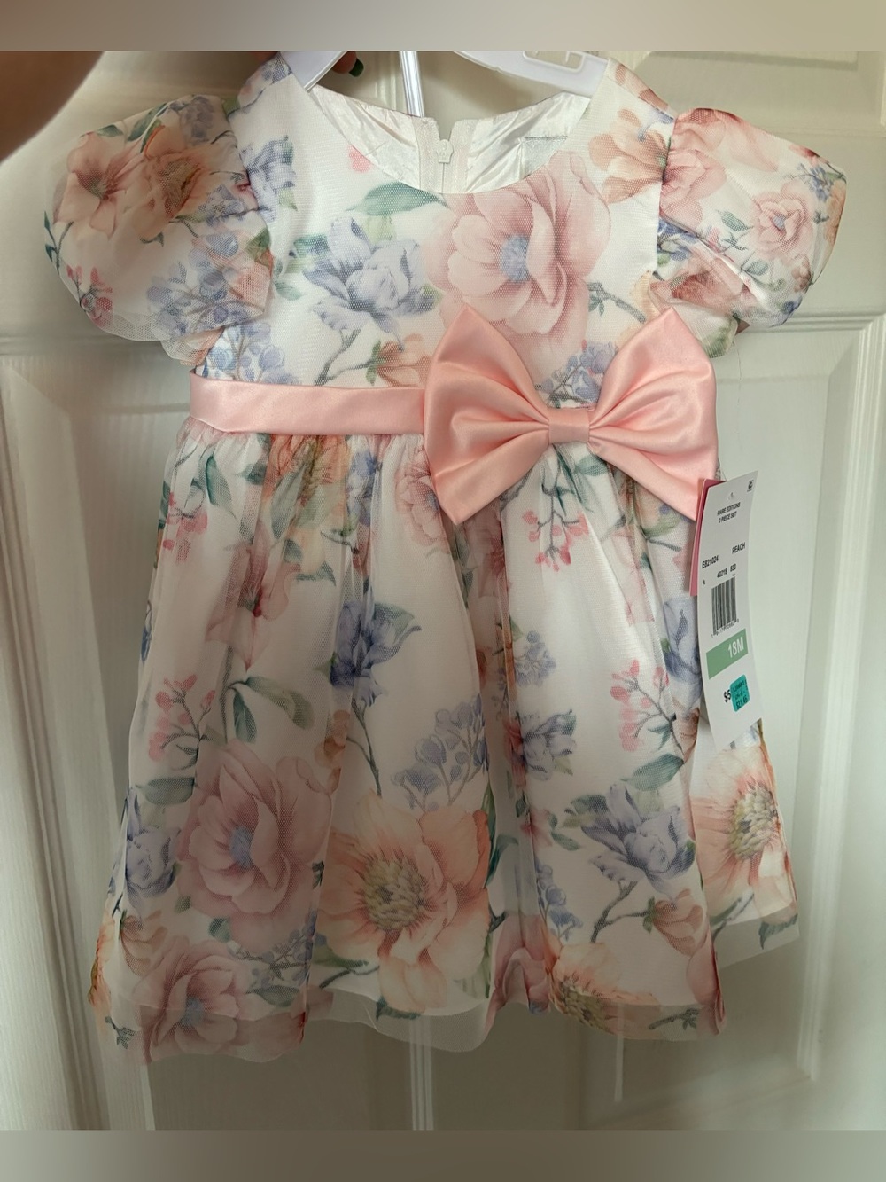 NWT Rare Editions Size 18M formal dress